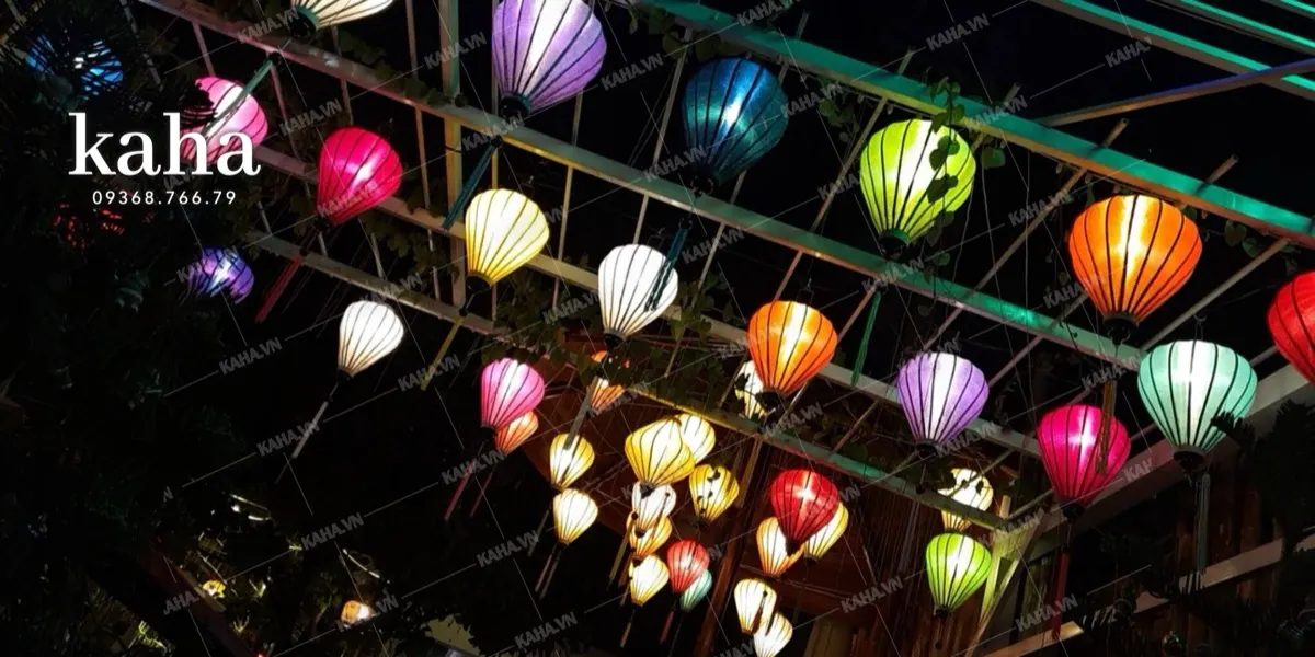 Thiết Kế Ánh Sáng Quán Cafe: Phân Tích Doanh Thu + Checklist 20 Điểm Chuẩn