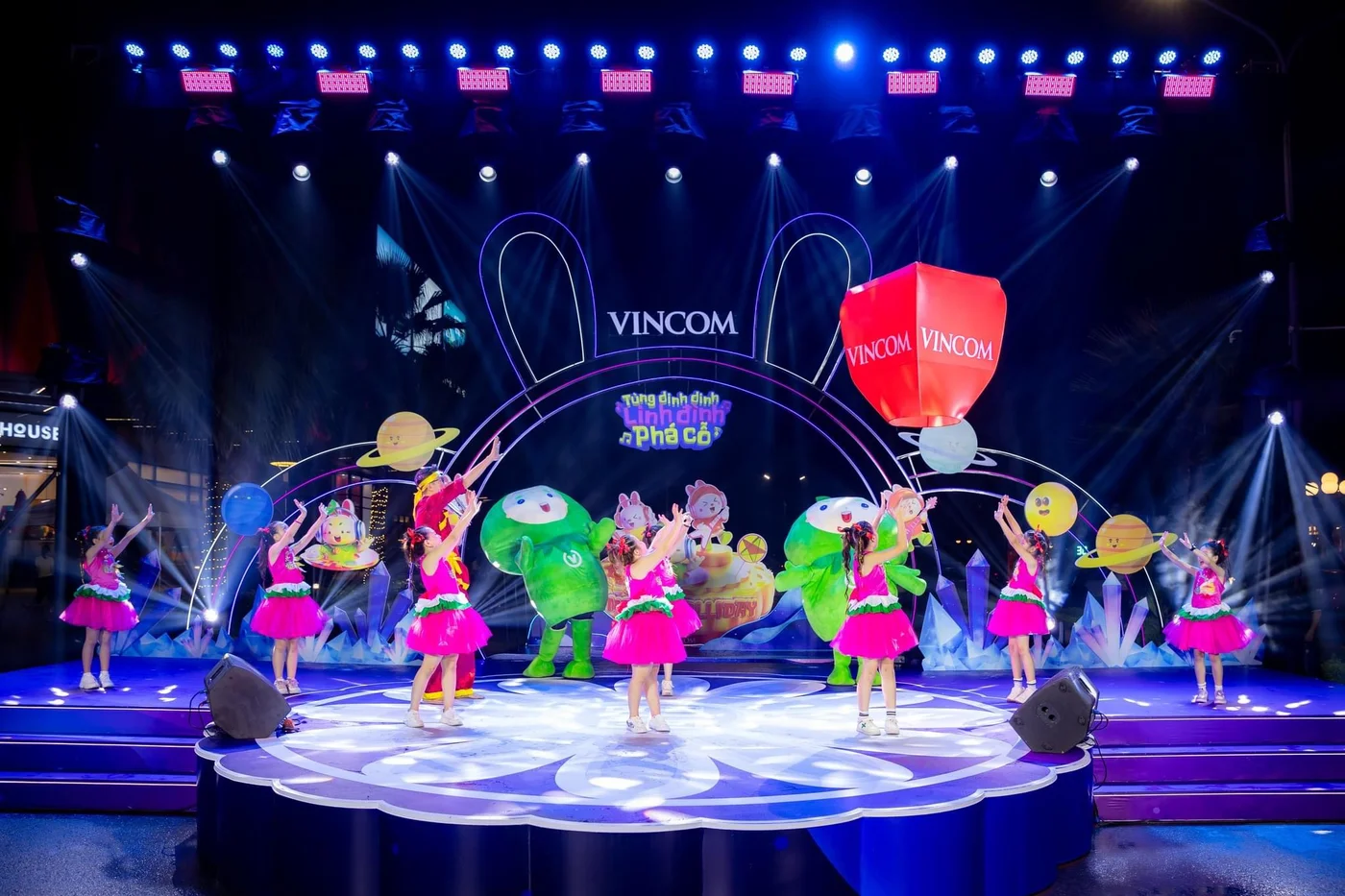 Đèn trang trí Cưới & Sự kiện — LongDenViet