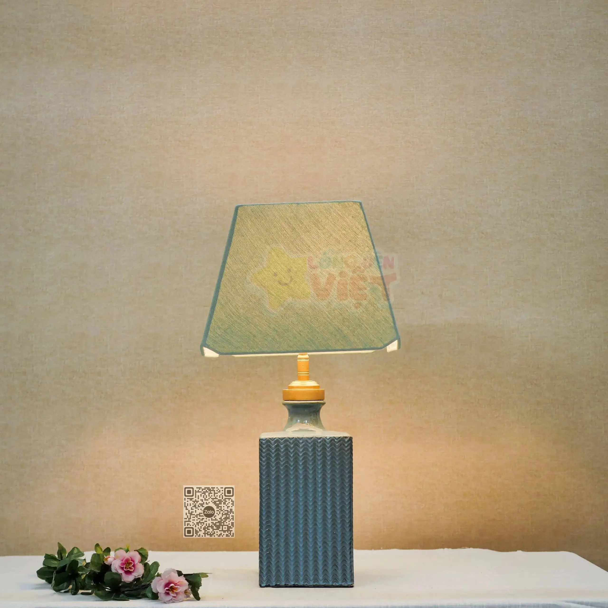 Đèn bàn trang trí 81915 Đèn bàn trang trí 81915 — đèn bàn trang trí Việt Nam | LongDenViet