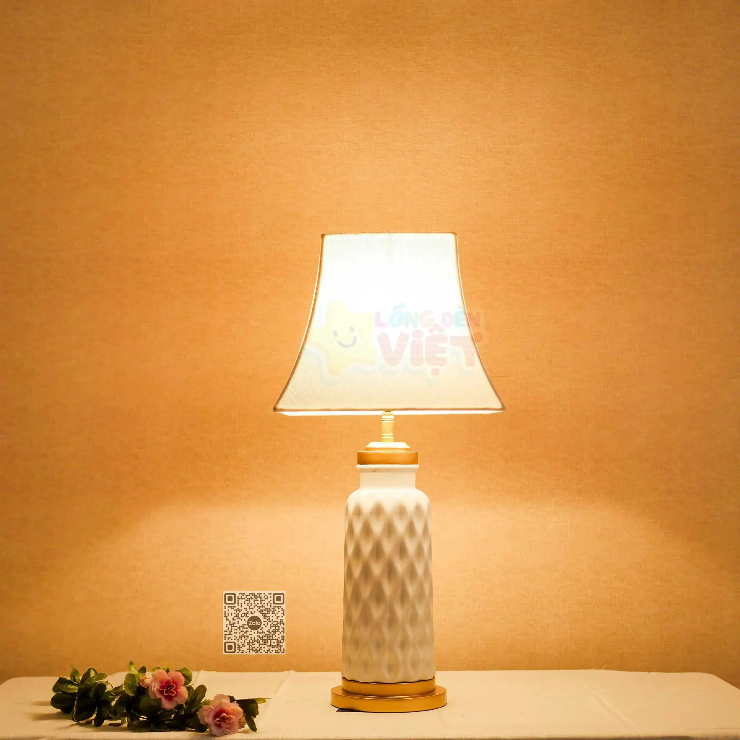 Đèn bàn trang trí 81912 Đèn bàn trang trí 81912 — đèn bàn trang trí Việt Nam | LongDenViet