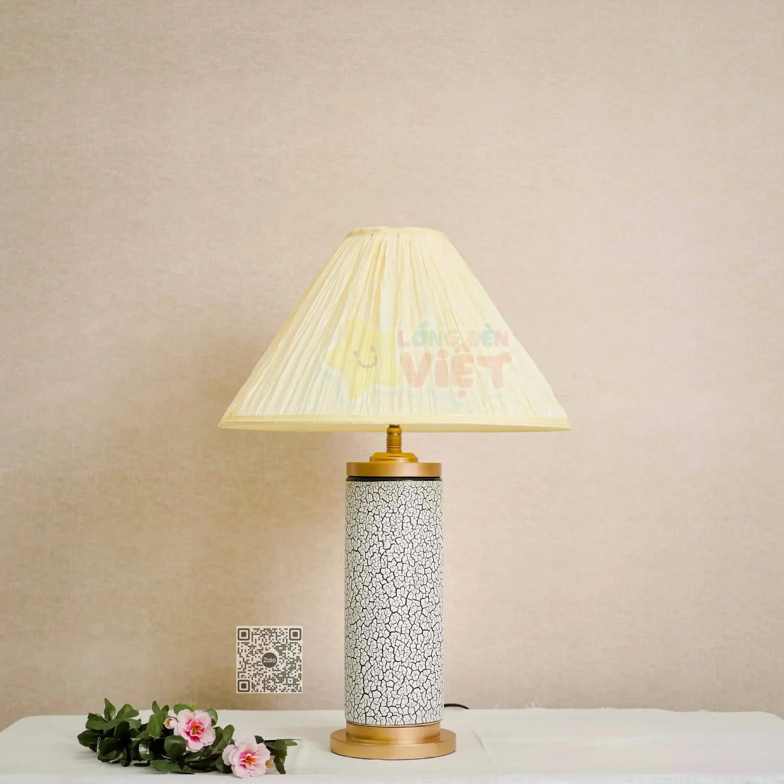 Đèn bàn trang trí 81923 Đèn bàn trang trí 81923 — đèn trang trí nội thất Việt Nam | LongDenViet