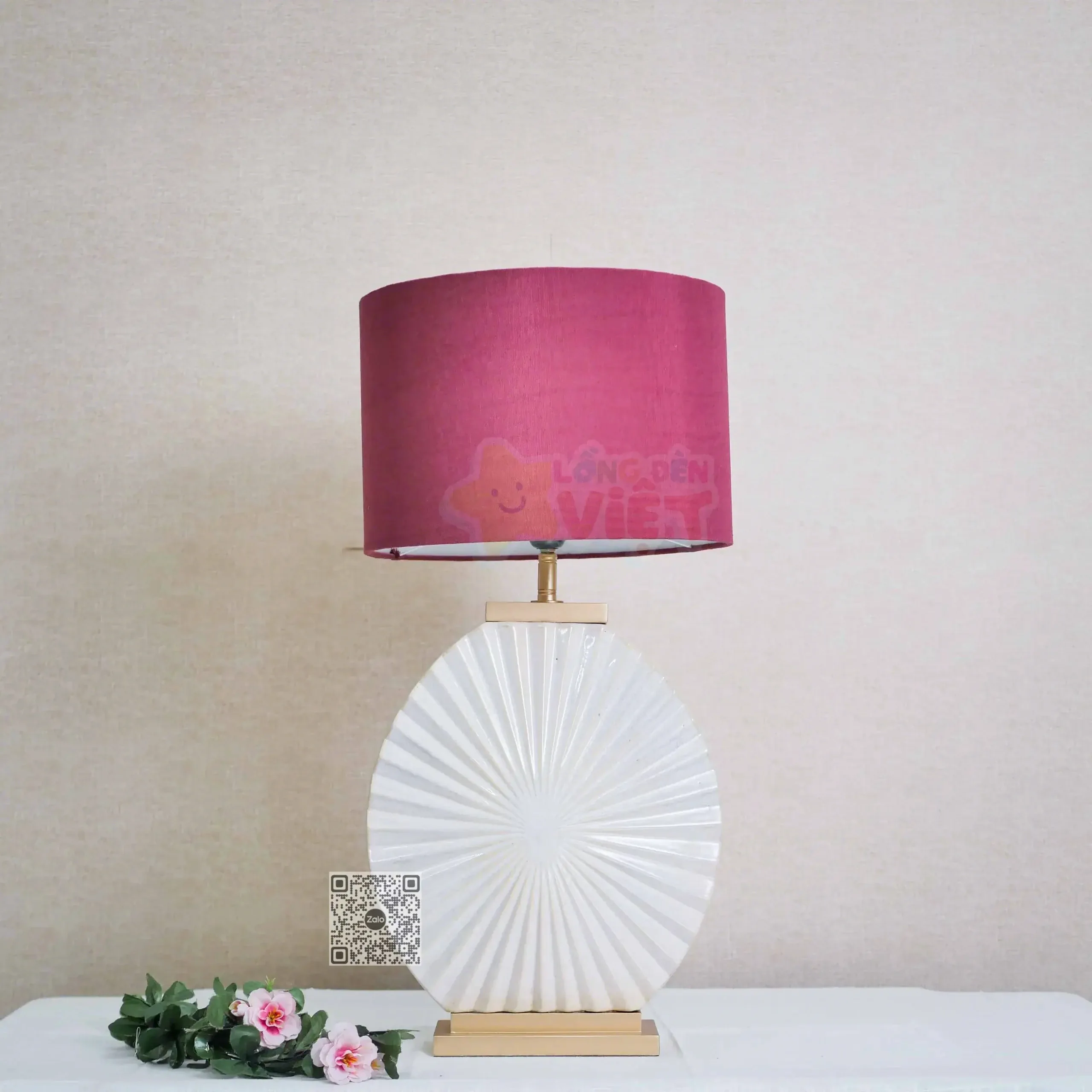 Đèn bàn trang trí 81924 Đèn bàn trang trí 81924 — đèn trang trí nội thất Việt Nam | LongDenViet