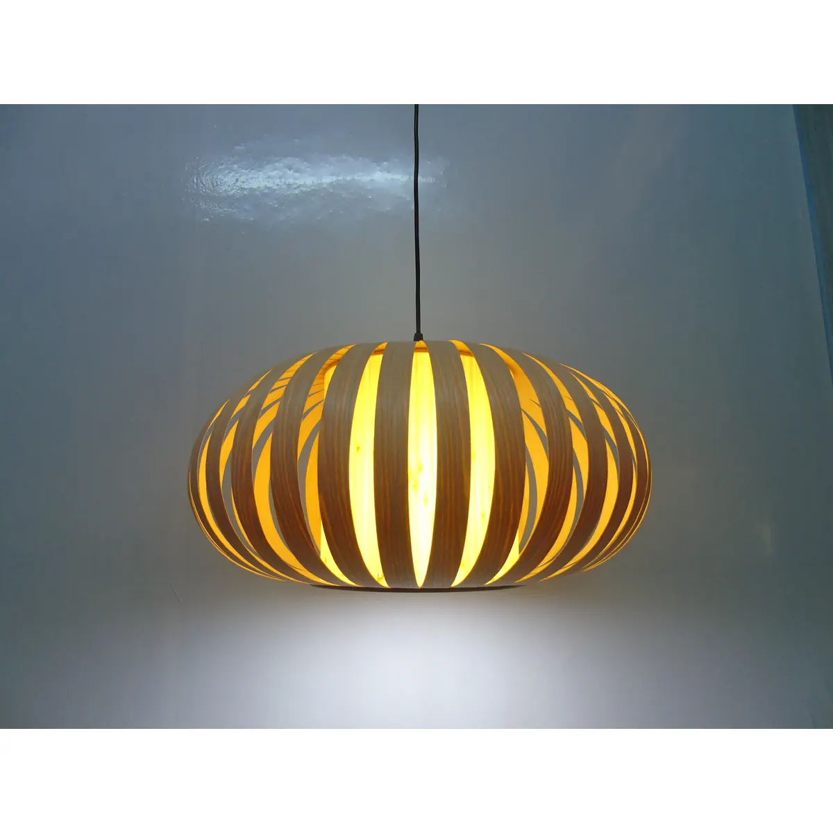 Đèn Thả Gỗ Bầu Dục Sọc Dọc Nhà Hàng Đèn Thả Gỗ Bầu Dục Sọc Dọc Nhà Hàng — đèn thả trần Việt Nam | LongDenViet