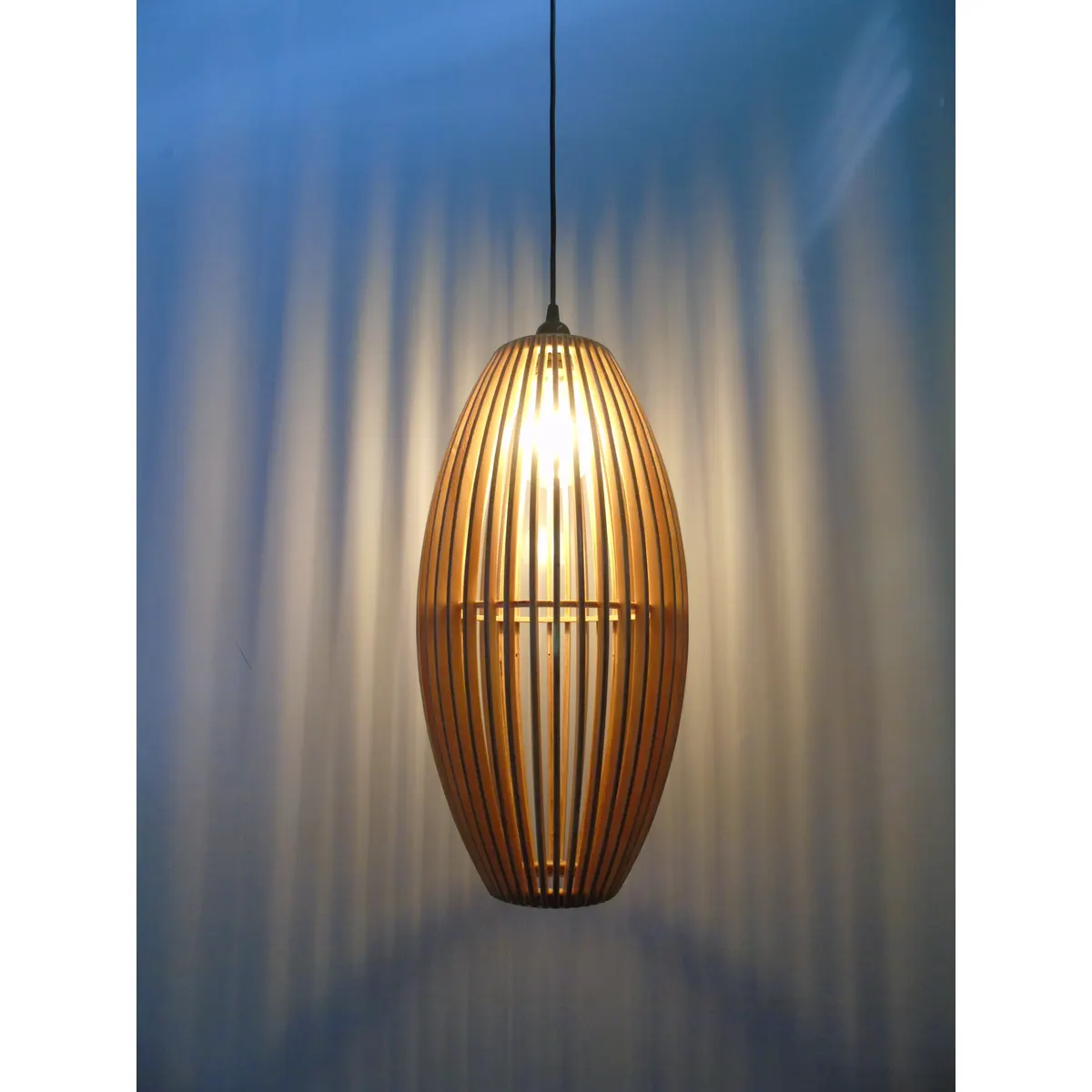 Đèn Thả Gỗ Bầu Dục Thon Dài Nhà Hàng Đèn Thả Gỗ Bầu Dục Thon Dài Nhà Hàng — đèn thả trần Việt Nam | LongDenViet