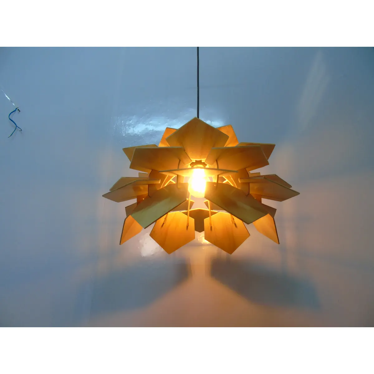 Đèn Thả Gỗ Cánh Ngũ Giác Nhiều Lớp Đèn Thả Gỗ Cánh Ngũ Giác Nhiều Lớp — đèn thả trần Việt Nam | LongDenViet