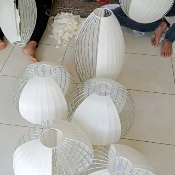 Đèn chùm vải đũi KH-DTR049 Đèn chùm vải đũi KH-DTR049 — đèn quán cafe Việt Nam | LongDenViet