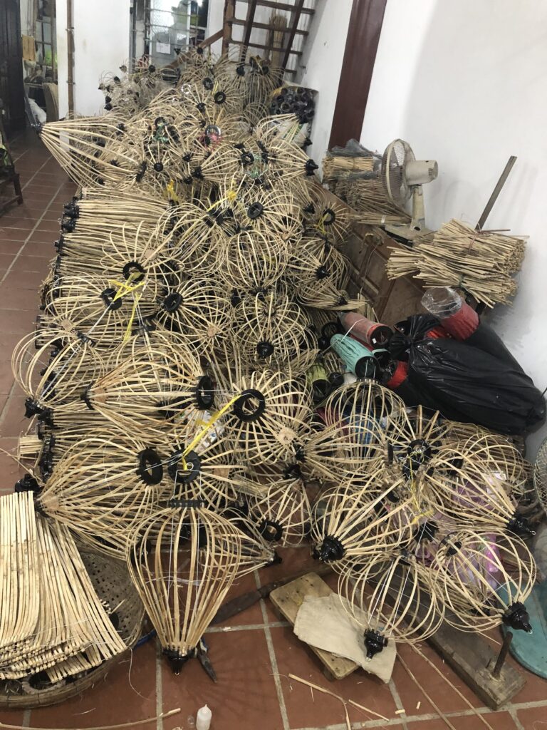 17 Nan-tre-long-den-hoi-an-13